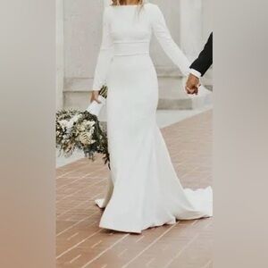 White Modest Dress Wedding Size 4